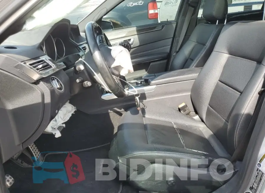WDDHF8JB9GB259817 Photo# 7