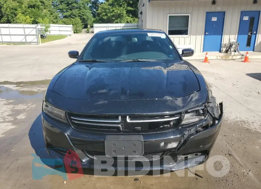2C3CDXBG5FH843737 Photo# 5