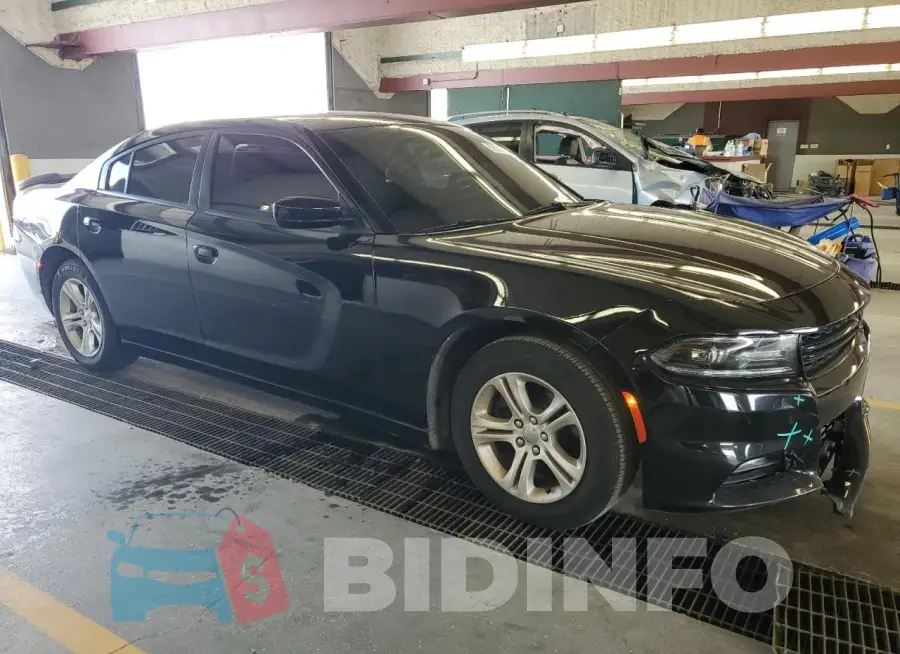 2C3CDXBG8KH695495 Photo# 4