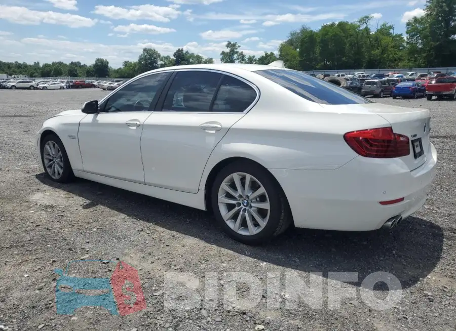 WBAFV3C55GD687559 Photo# 2