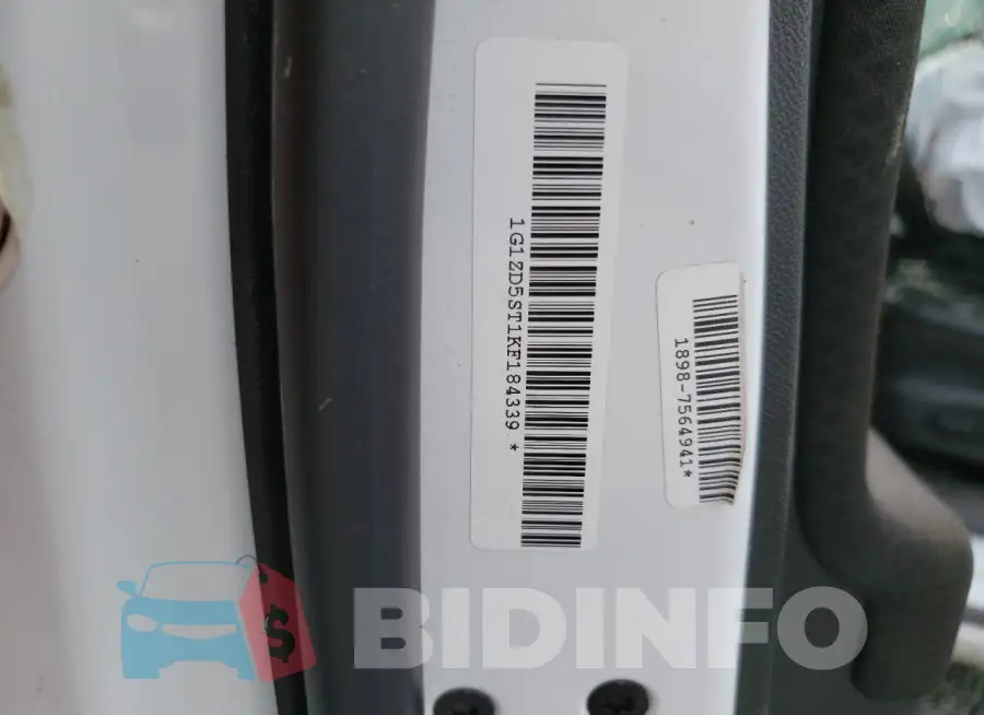 1G1ZD5ST1KF184339 Photo# 12