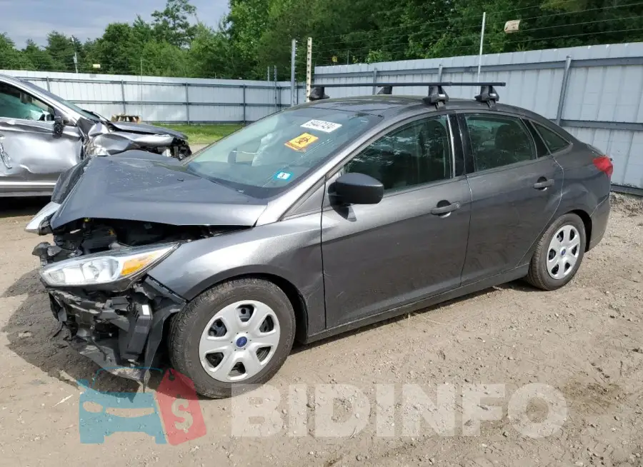 1FADP3E23GL400836 Photo# 1