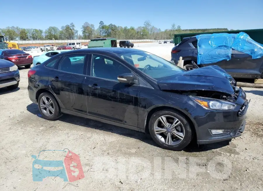 1FADP3F22JL291761 Photo# 4