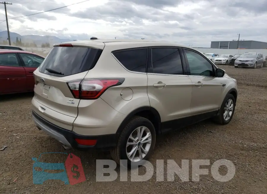 1FMCU9GD7HUA17831 Photo# 3