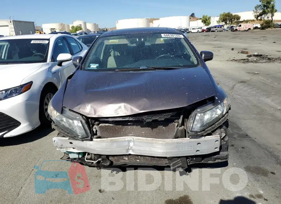 19XFB2F82FE702804 Photo# 5