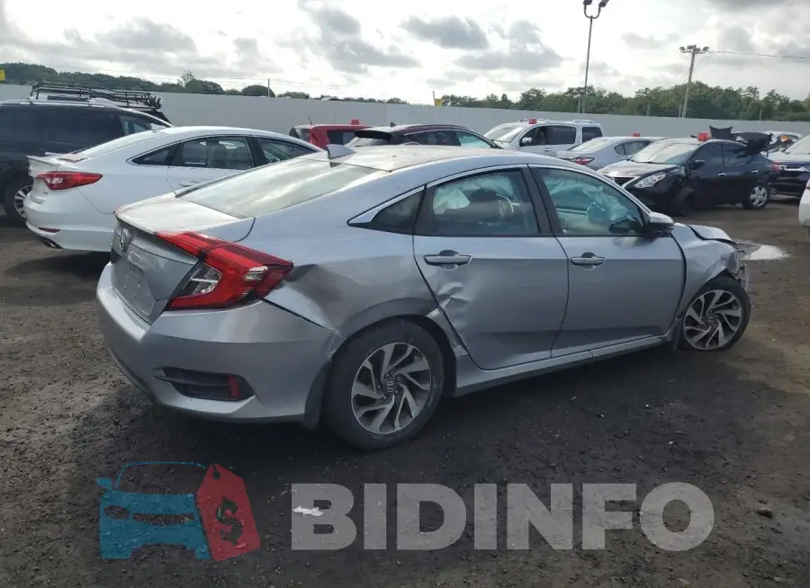 19XFC2F70HE217200 Photo# 3