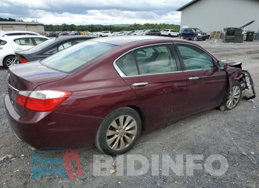 1HGCR2F73FA165256 Photo# 3