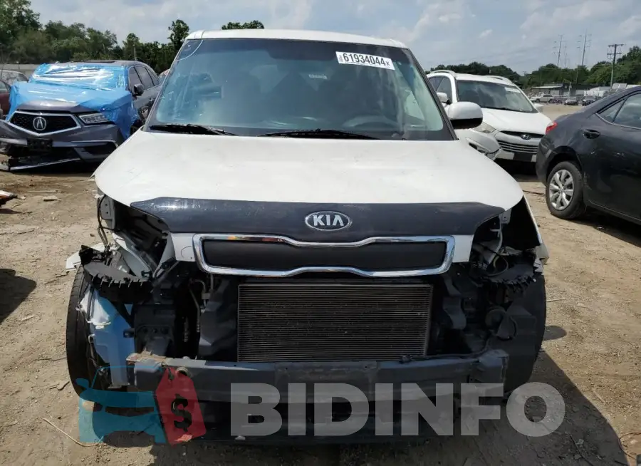 KNDJN2A25G7841380 Photo# 5