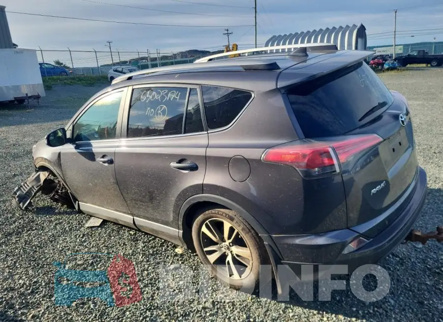 2T3BFREV8JW743146 Photo# 2