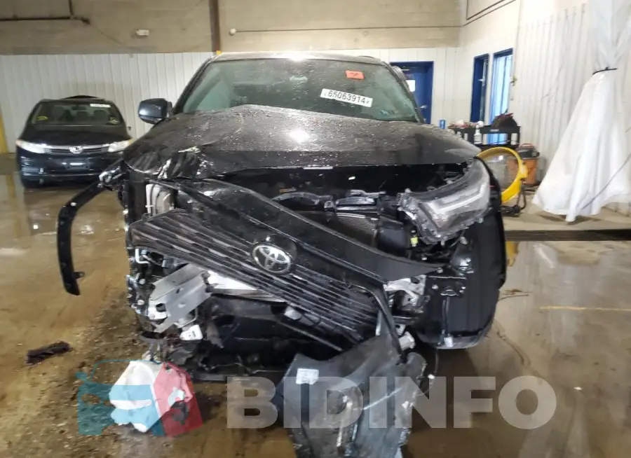 2T3F1RFV2RC414857 Photo# 5