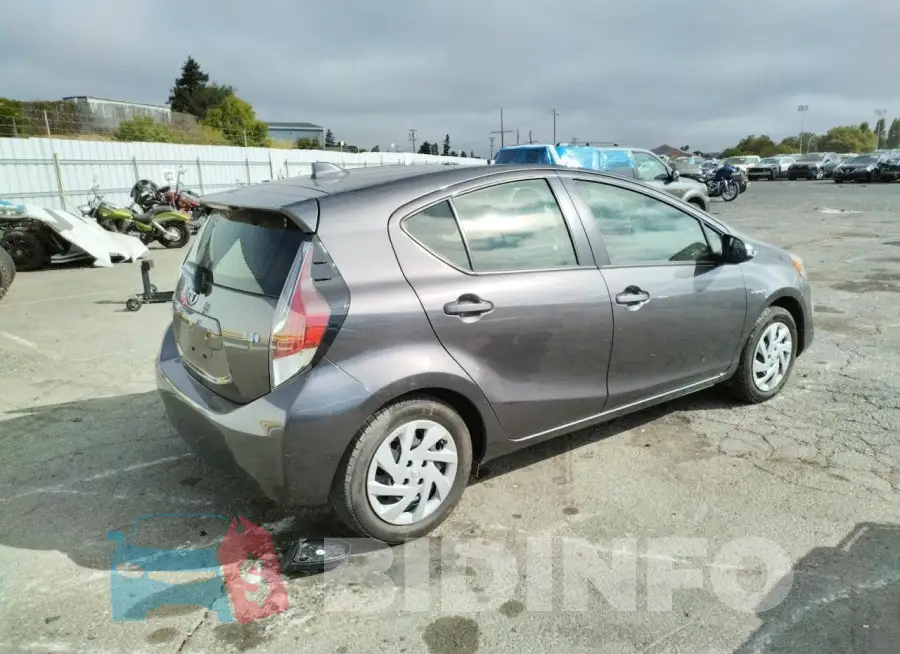 JTDKDTB30F1575675 Photo# 3