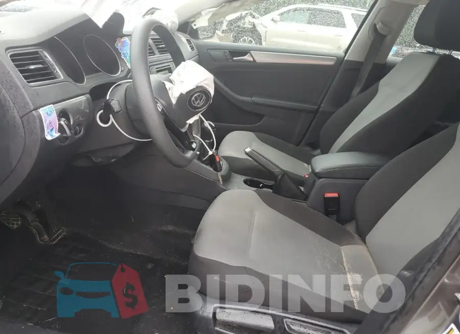 3VW167AJ6HM205914 Photo# 7