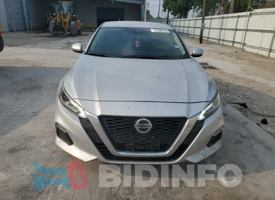 1N4BL4DV1NN308243 Photo# 5