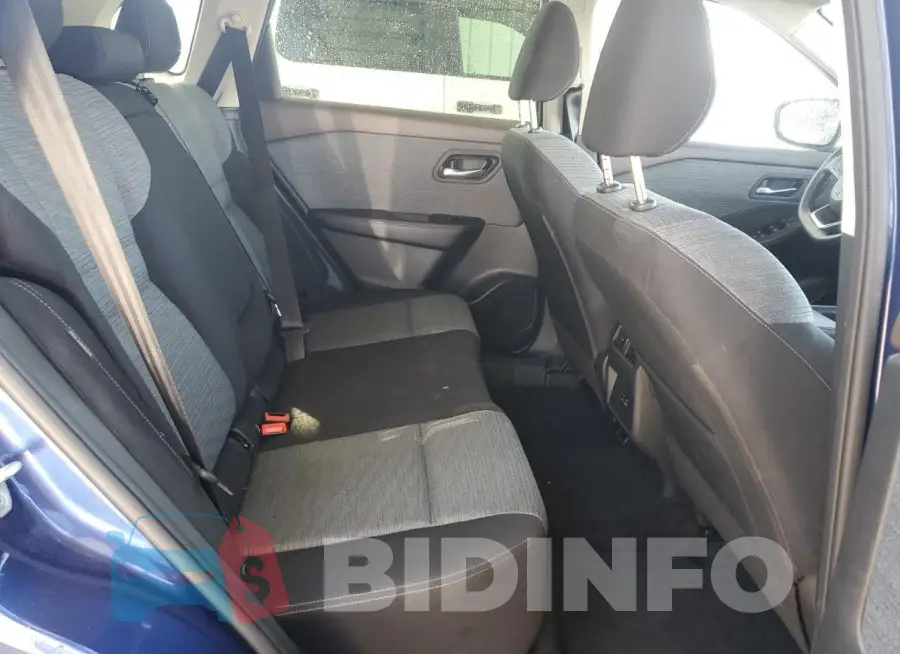 JN8BT3BAXPW421873 Photo# 11