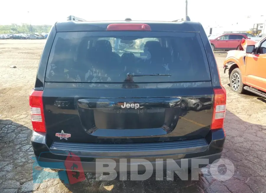 1C4NJPBB7GD602858 Photo# 6