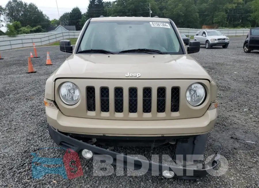 1C4NJRFB5HD173226 Photo# 5