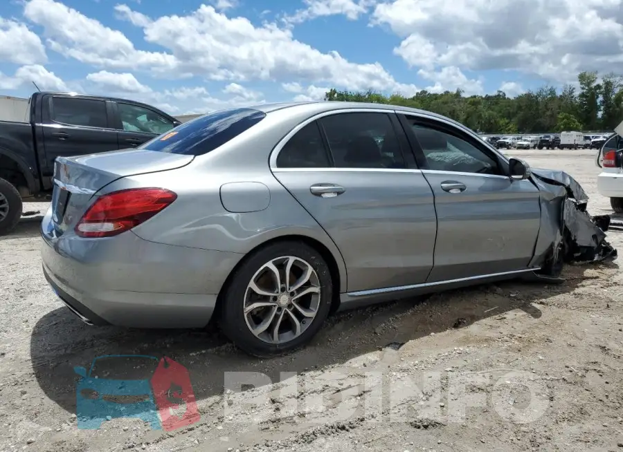 55SWF4JB3GU141493 Photo# 3