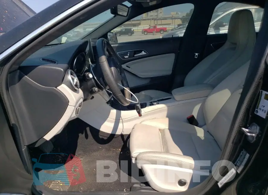 WDDSJ4EB8JN687598 Photo# 7