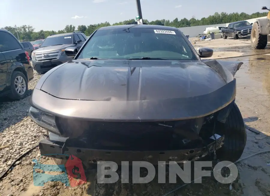 2C3CDXBG7FH852598 Photo# 5