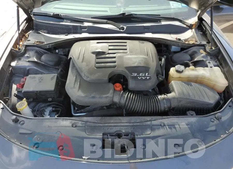 2C3CDXJG2LH141694 Photo# 11