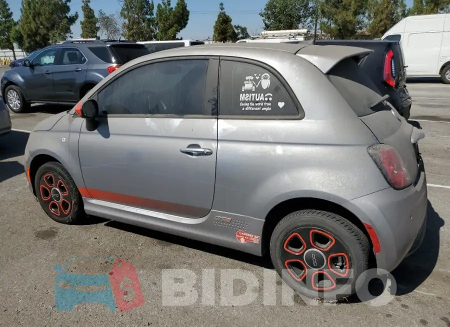 3C3CFFGE2HT675206 Photo# 2