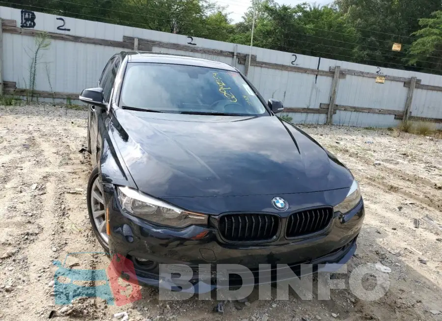 WBA8A3C57HK691923 Photo# 5