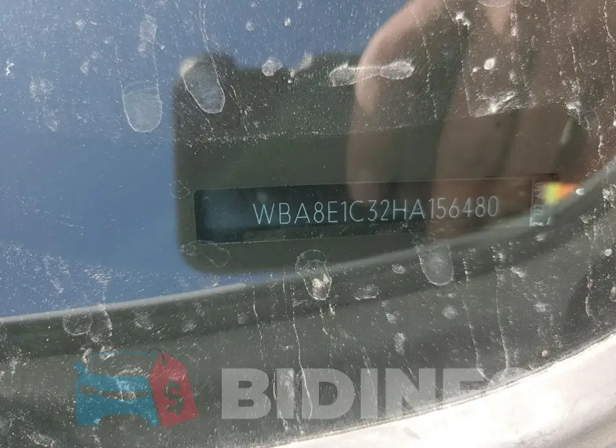 WBA8E1C32HA156480 Photo# 13