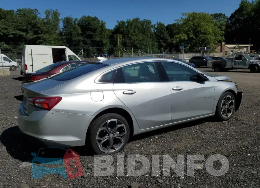 1G1ZD5ST3NF148432 Photo# 3