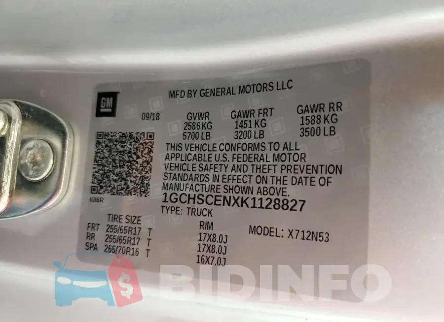1GCHSCENXK1128827 Photo# 12