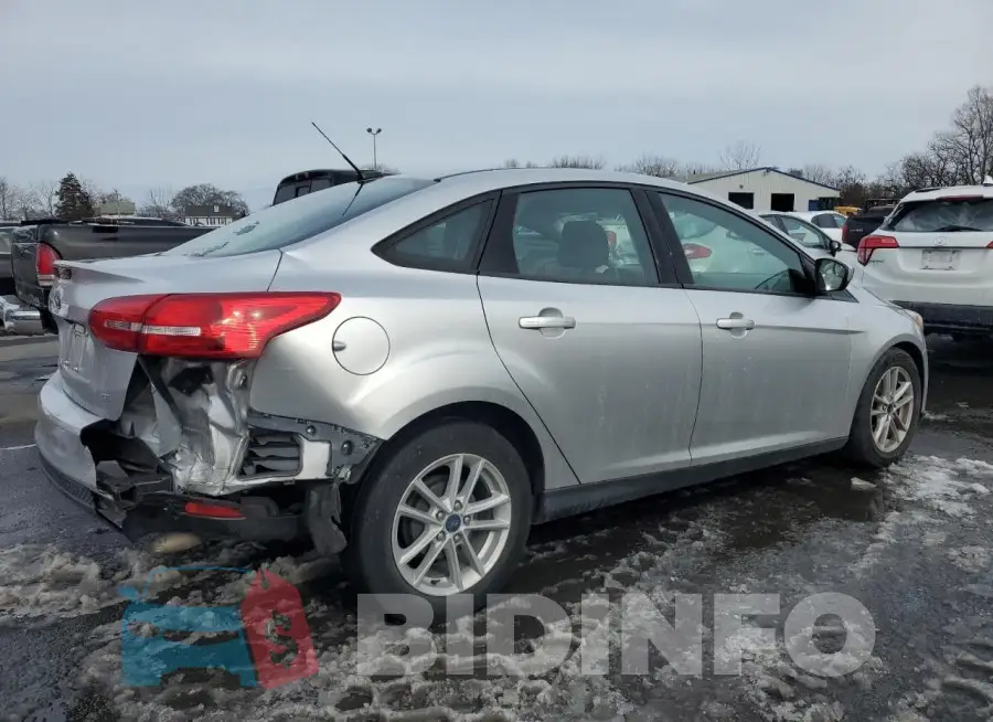 1FADP3F29JL212120 Photo# 3