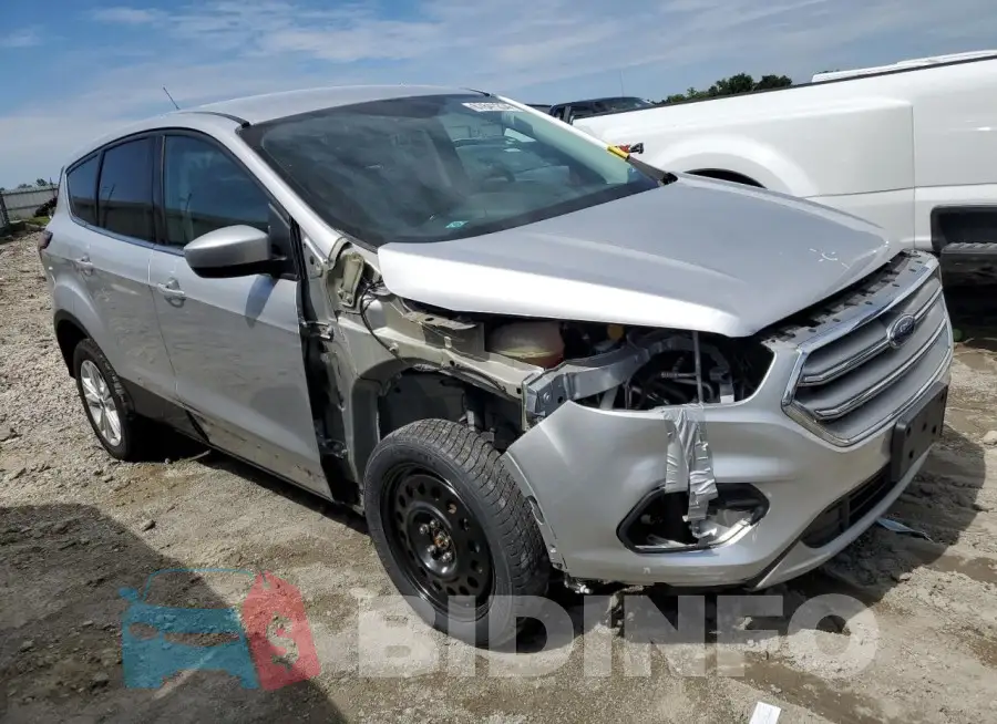 1FMCU0GD6HUD76325 Photo# 4