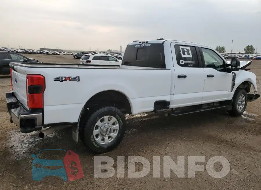 1FT8W3BN1PED31422 Photo# 3