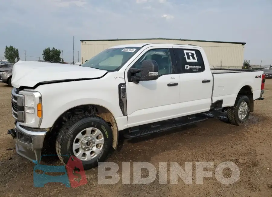 1FT8W3BN1PED31422 Photo# 1