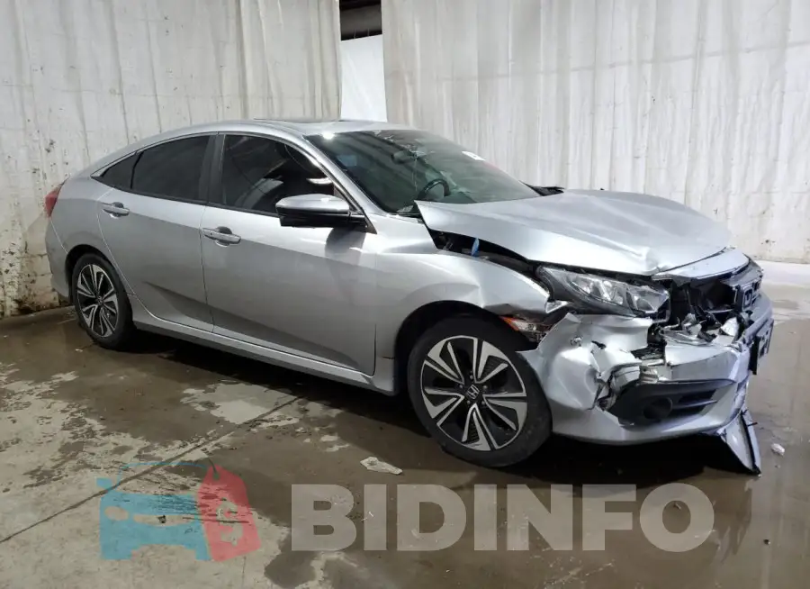 19XFC1F77HE212280 Photo# 4