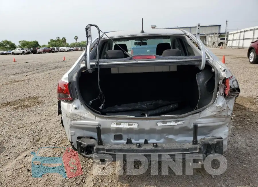 3KPC24A64NE165274 Photo# 6