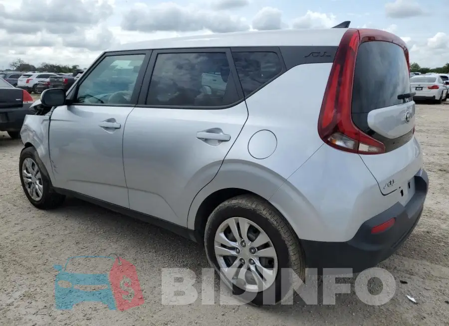 KNDJ23AUXL7098516 Photo# 2