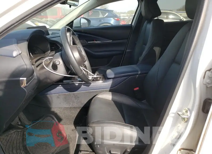 3MVDMBCL9MM209102 Photo# 7