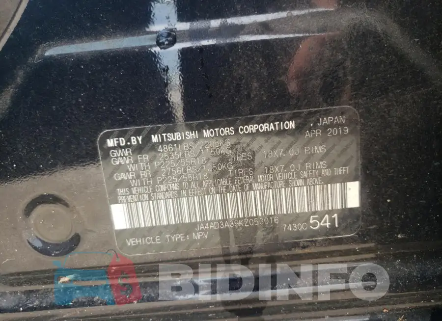 JA4AD3A39KZ053016 Photo# 12