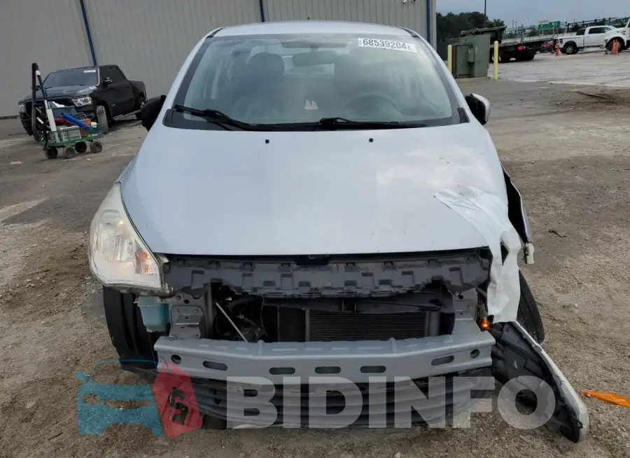 ML32F3FJ0HHF18945 Photo# 5