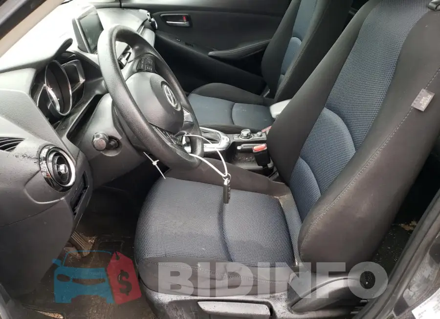 3MYDLBZV7GY145718 Photo# 7