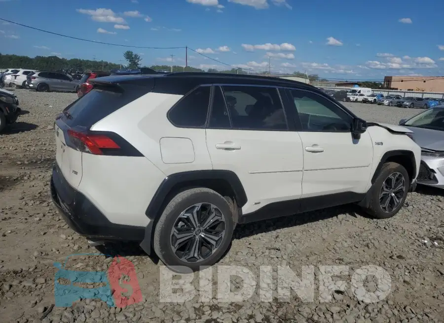 JTMFB3FV6MD047234 Photo# 3
