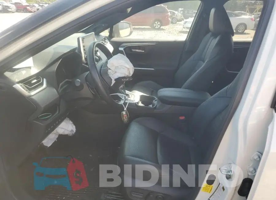 JTMFB3FV6MD047234 Photo# 7