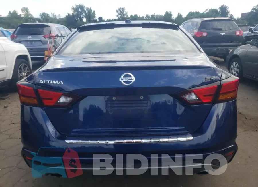 1N4BL4CV7KC135885 Photo# 6