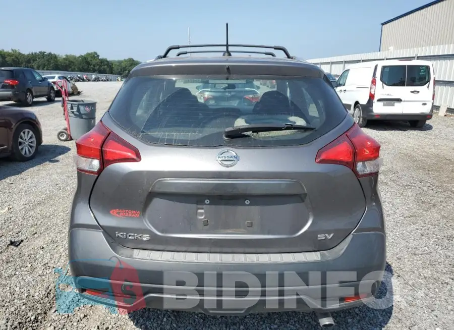 3N1CP5CU5JL541072 Photo# 6