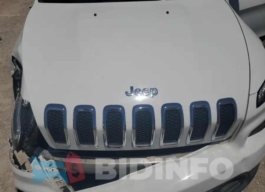 1C4PJLCB3HW661637 Photo# 11