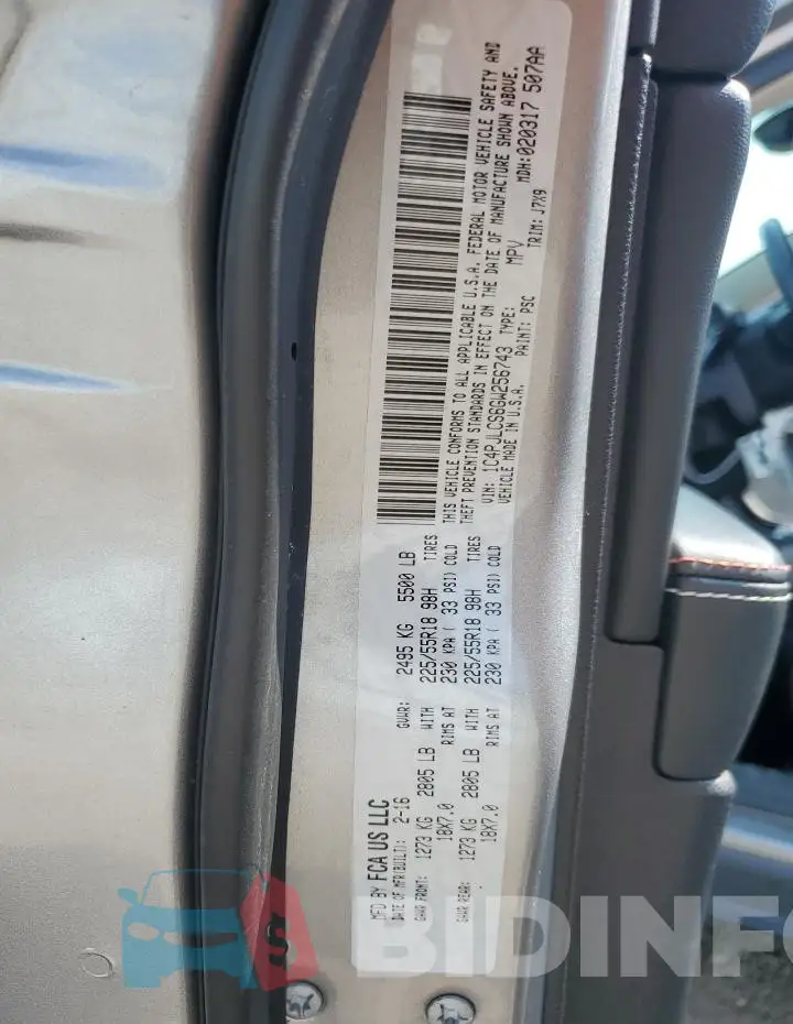 1C4PJLCS6GW256743 Photo# 13