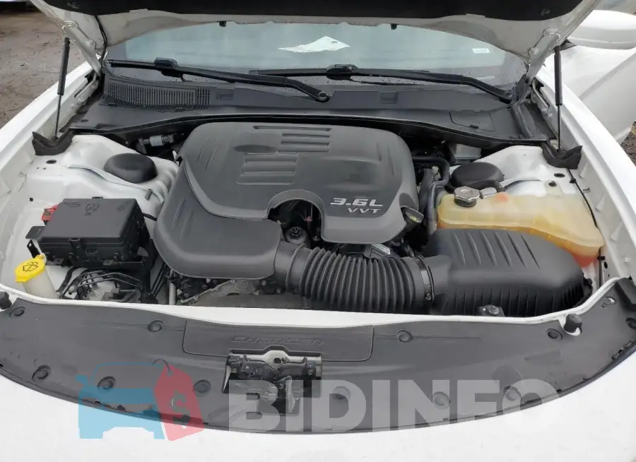 2C3CDXJG8GH141124 Photo# 11