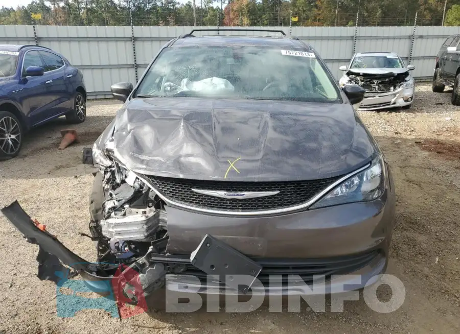 2C4RC1DG0LR148400 Photo# 5