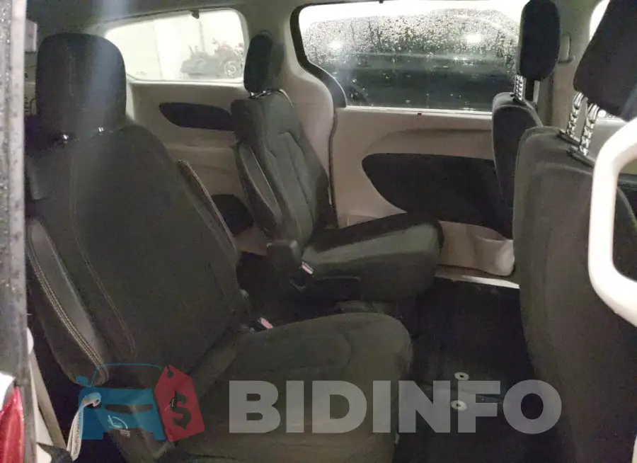 2C4RC1FG1JR111737 Photo# 11