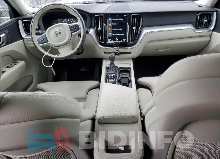 LYV102RK5KB284929 Photo# 8